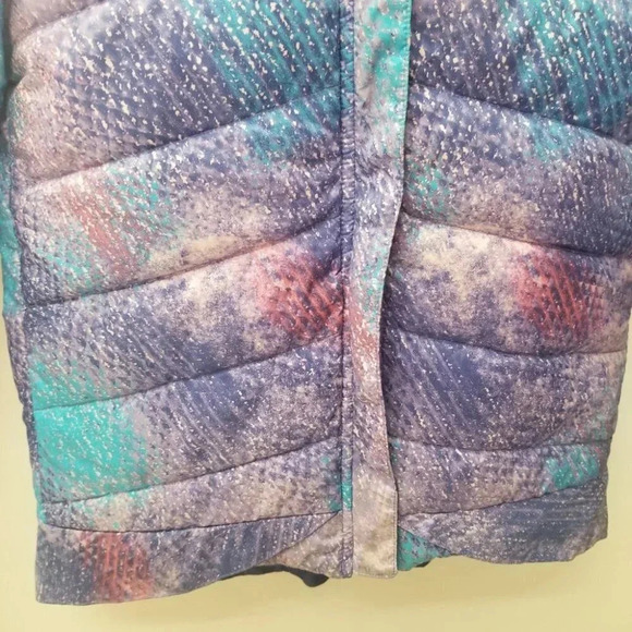 Lululemon Kids Ivivva Reversible Puffer  Jacket - Picture 7 of 11